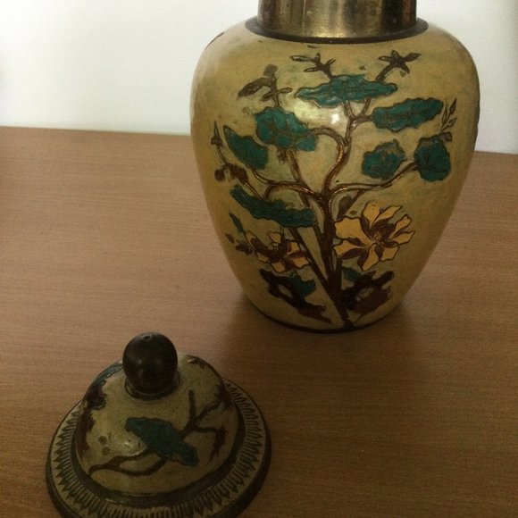 Vintage solid brass enameled jar Urn with lid 9.5" tall 5.5" wide flower heavy - Picture 4 of 8